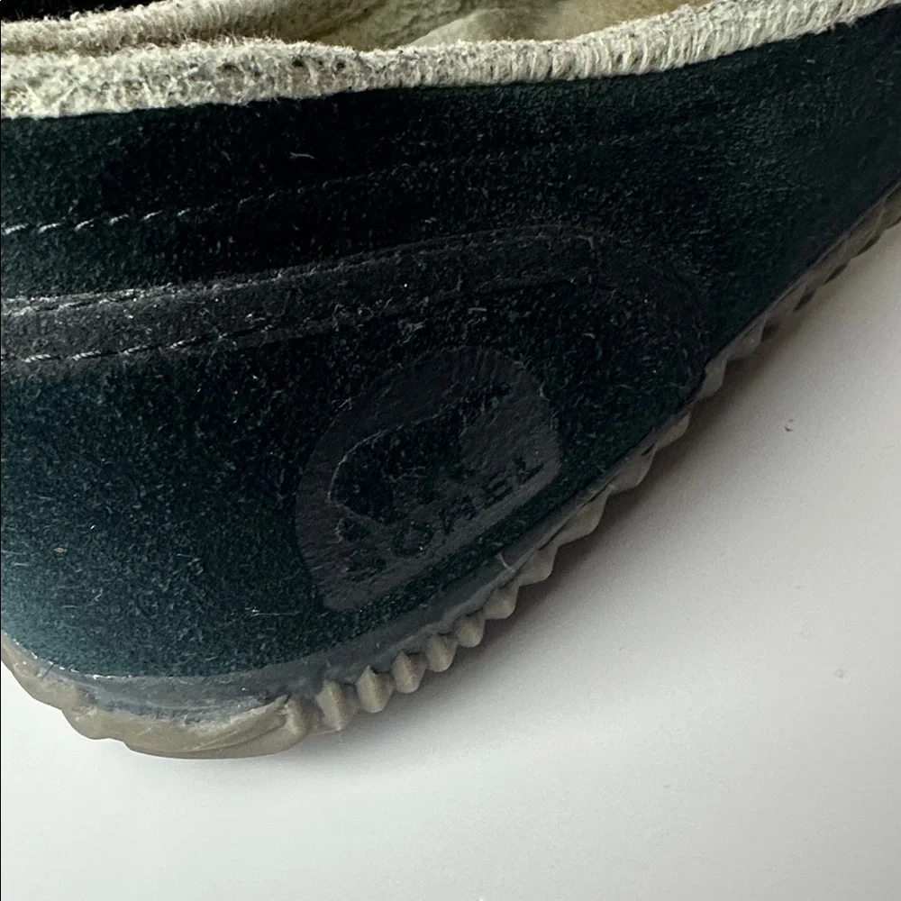 Sorel Men’s Slip-On Shoes Size 10 Black Suede Sherpa Lined Comfort Loafers